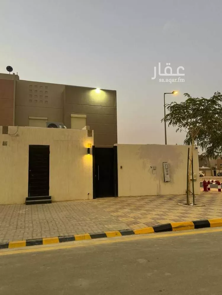 فيلا للإيجار في شارع علي الأحمر, حي مطار الملك خالد الدولي, مدينة الرياض, منطقة الرياض صورة 4