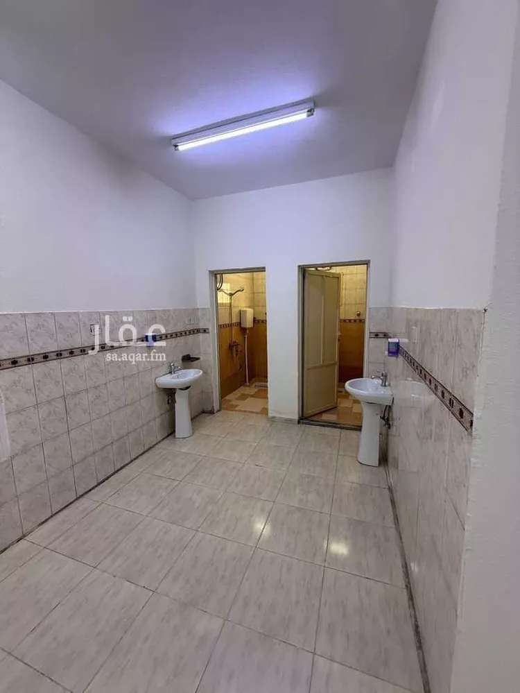 Building for Rent in Riyadh Al Misfat