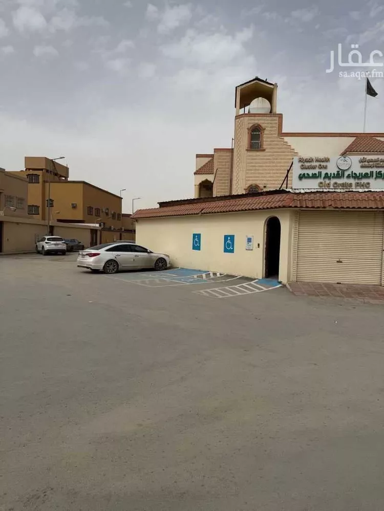 فيلا للبيع في شارع عرق المروا, حي العريجاء, مدينة الرياض, منطقة الرياض