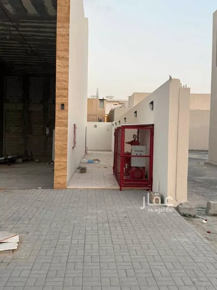 محل للإيجار في شارع الطائف, حي ظهرة لبن, مدينة الرياض, منطقة الرياض صورة 2