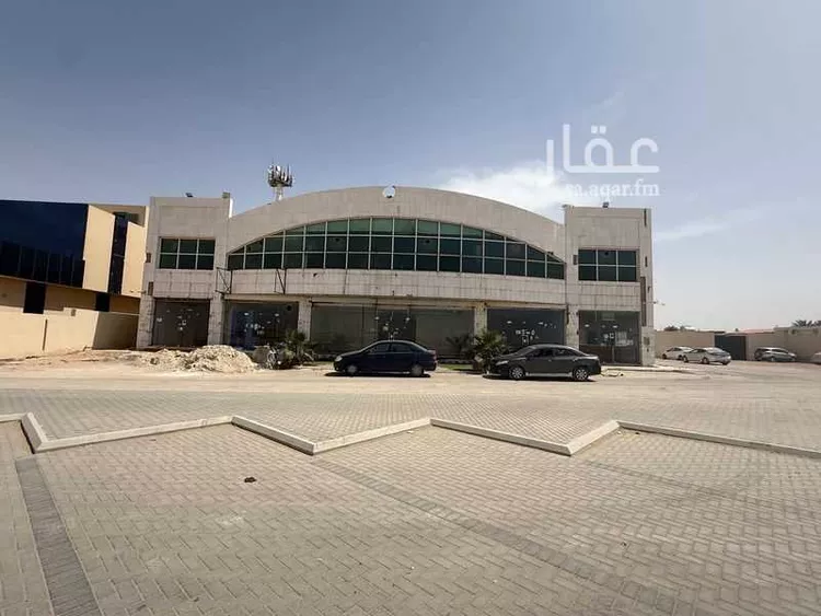 عمارة للإيجار في شارع وادي قديم, حي الرمال, مدينة الرياض, منطقة الرياض صورة 3