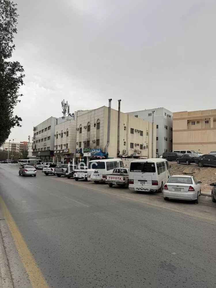 عمارة للبيع في شارع الشيخ عبدالرحمن بن حسن, حي الوزارات, مدينة الرياض, منطقة الرياض صورة 2