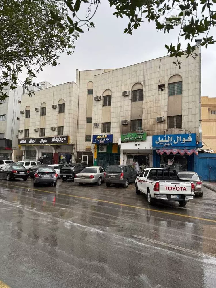 عمارة للبيع في شارع الشيخ عبدالرحمن بن حسن, حي الوزارات, مدينة الرياض, منطقة الرياض صورة 3