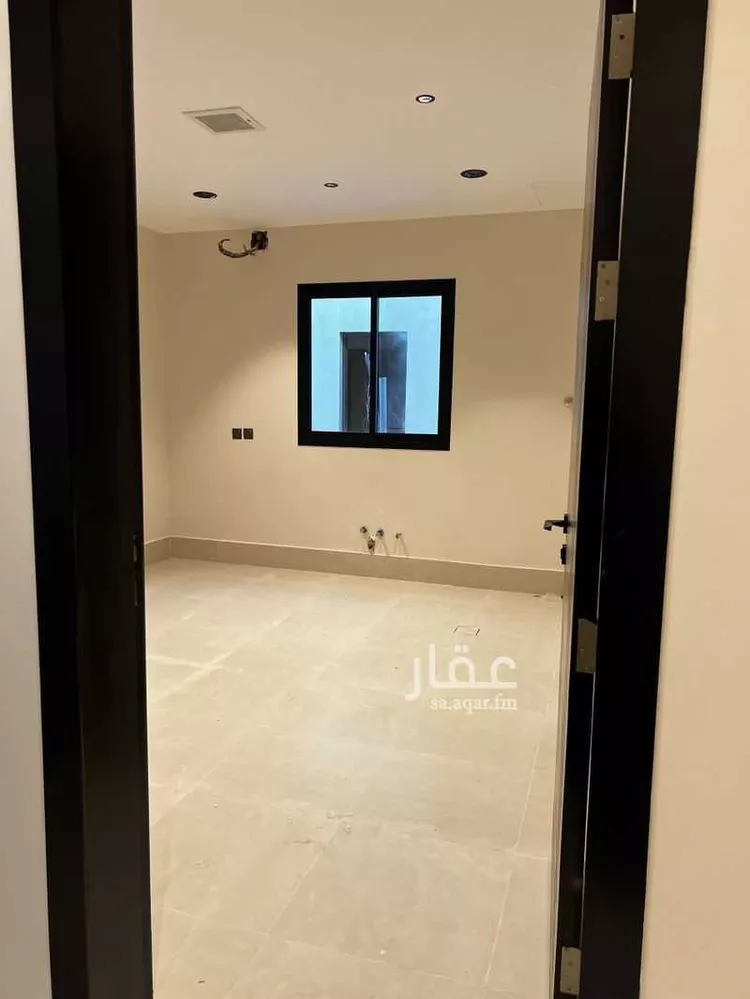 دور للبيع في شارع علي بن أبي طاهر, حي الرمال, مدينة الرياض, منطقة الرياض صورة 4