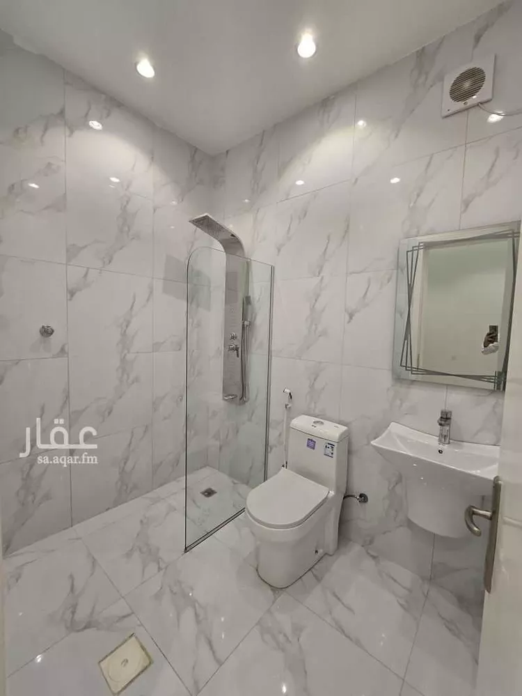 فيلا للبيع في شارع الملك الناصر, حي الرحمانية, مدينة جدة, منطقة مكة المكرمة صورة 3