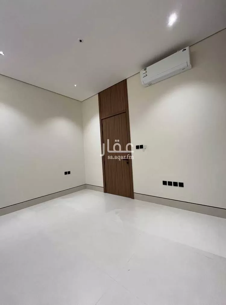 دور للبيع في شارع القويعية, حي الوادي, مدينة الرياض, منطقة الرياض صورة 4