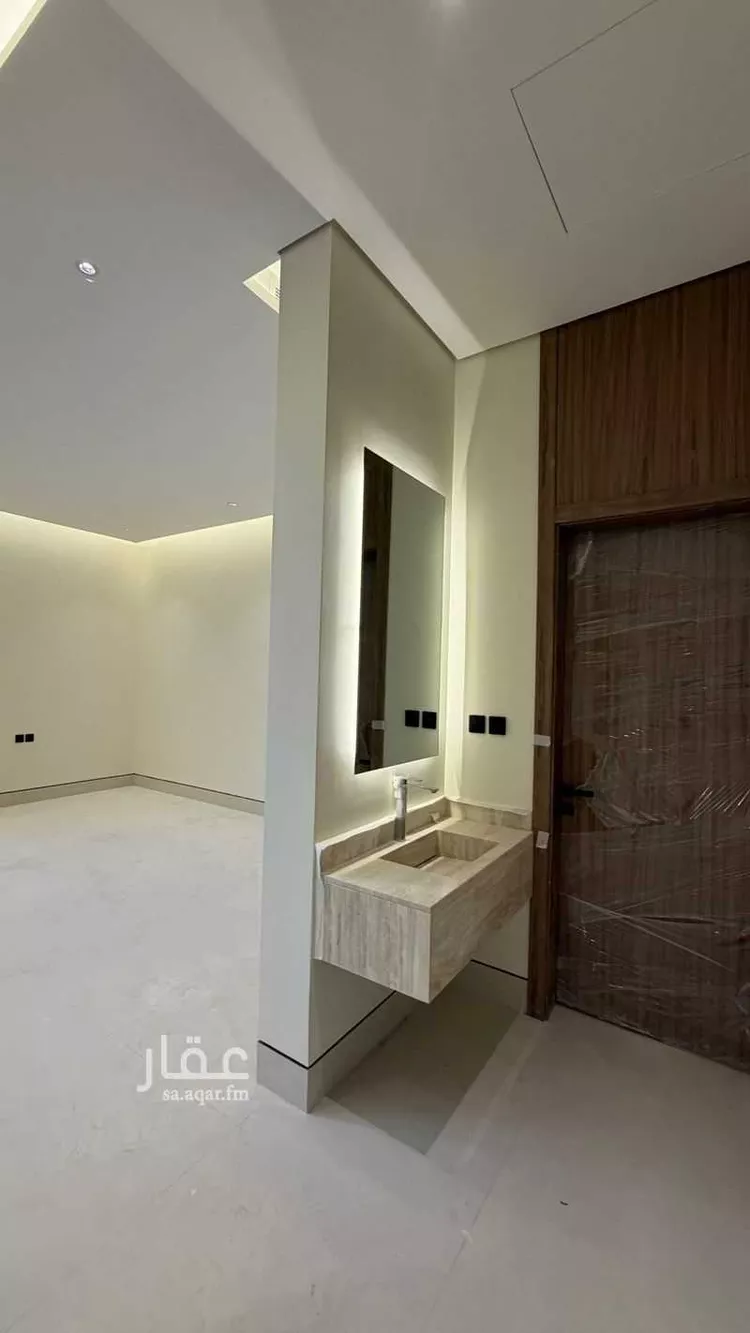 دور للبيع في شارع موسى اليحصبي, حي المصيف, مدينة الرياض, منطقة الرياض صورة 5