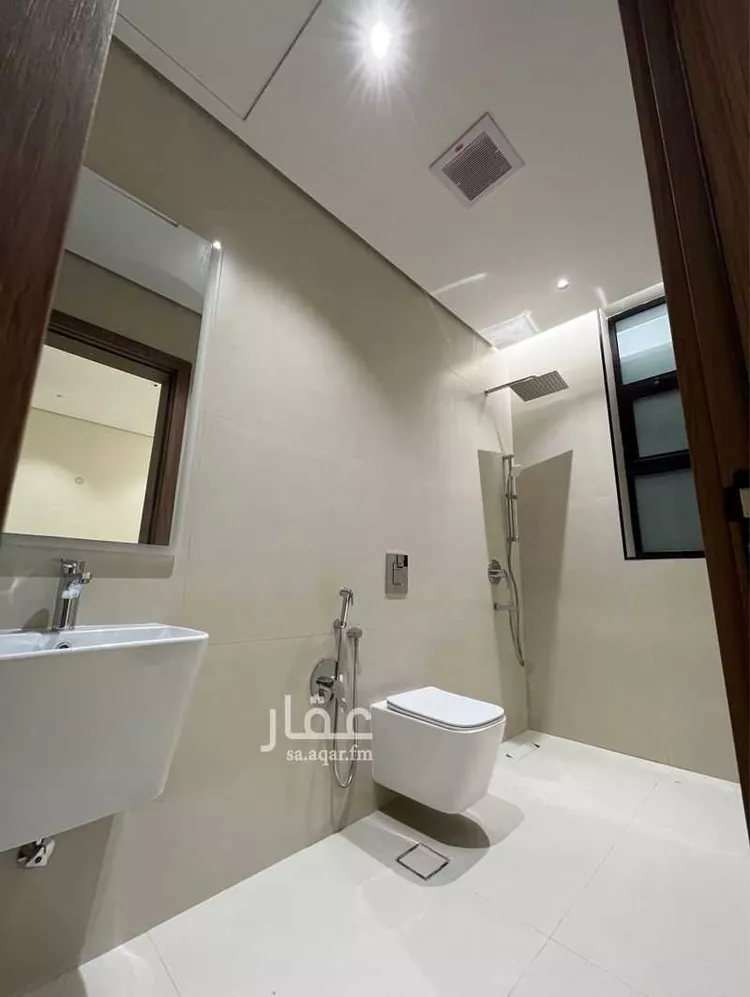 دور للبيع في شارع القويعية, حي الوادي, مدينة الرياض, منطقة الرياض صورة 2