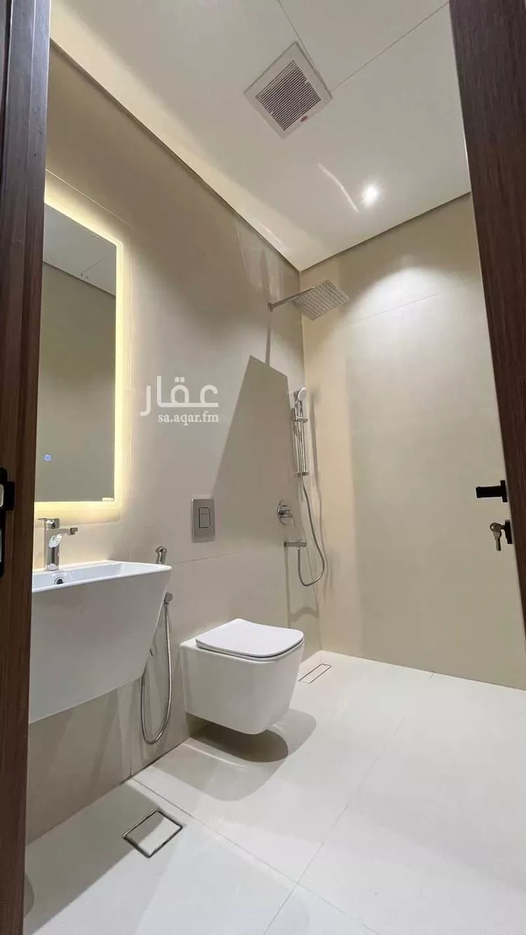 دور للبيع في شارع القويعية, حي الوادي, مدينة الرياض, منطقة الرياض صورة 3