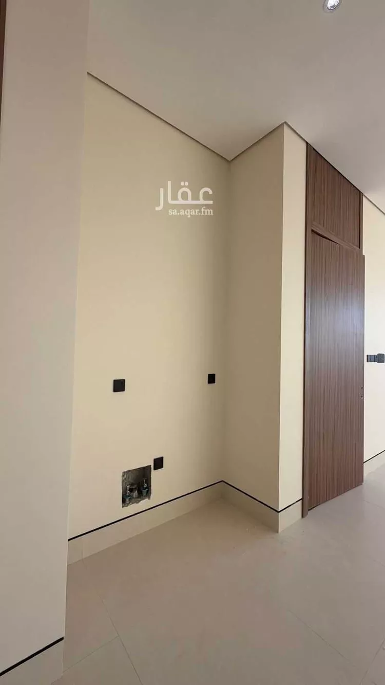 دور للبيع في شارع البدر الفيومي, حي المصيف, مدينة الرياض, منطقة الرياض صورة 5