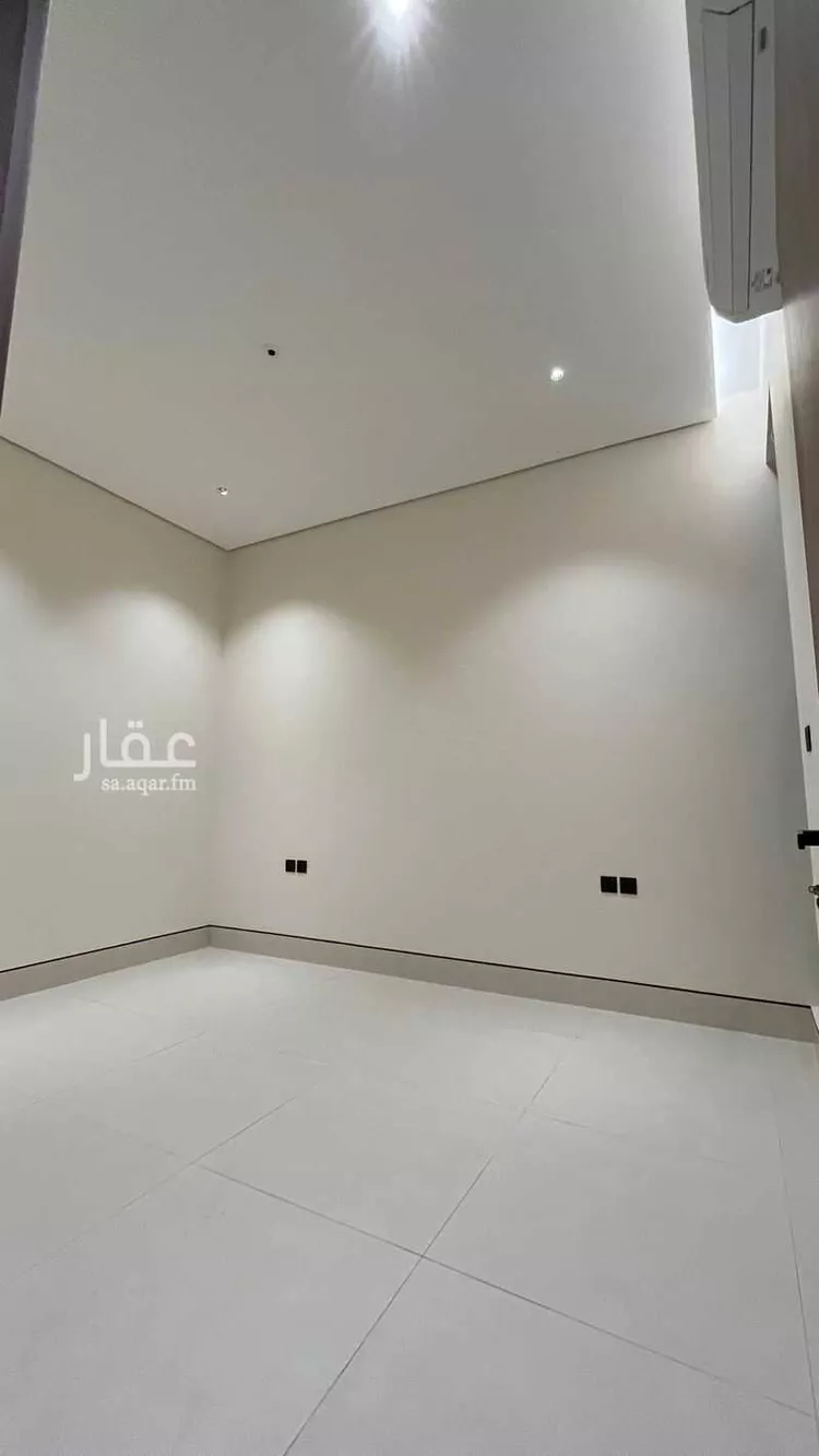 دور للبيع في شارع القويعية, حي الوادي, مدينة الرياض, منطقة الرياض صورة 5