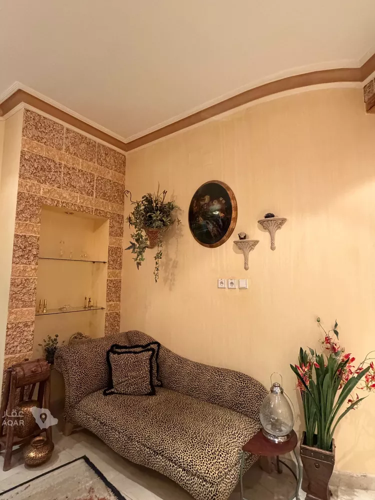 مزرعة للبيع في شارع عبد المحسن الطوسي, حي الروابي, مدينة عنيزة, منطقة القصيم 4