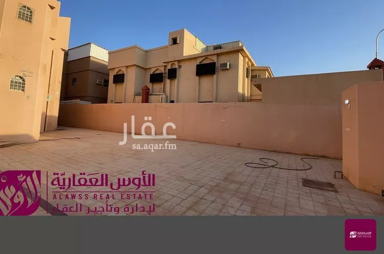 فيلا للإيجار في شارع مطلق بن محمد المطيري, حي السليمانية, مدينة عنيزه, منطقة القصيم صورة 3