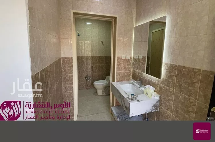 شقة للإيجار في شارع صنع الله الهندي, حي الفاخرية, مدينة عنيزة, منطقة القصيم صورة 2