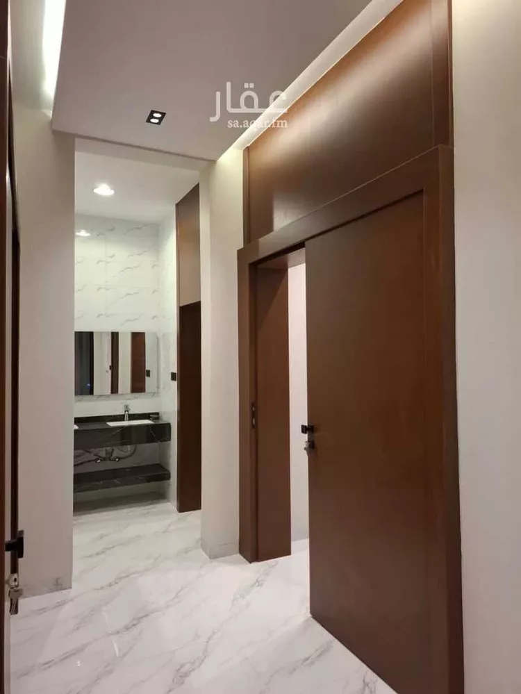 فيلا للبيع في شارع الدهناء ، حي المهدية ، الرياض ، منطقة الرياض