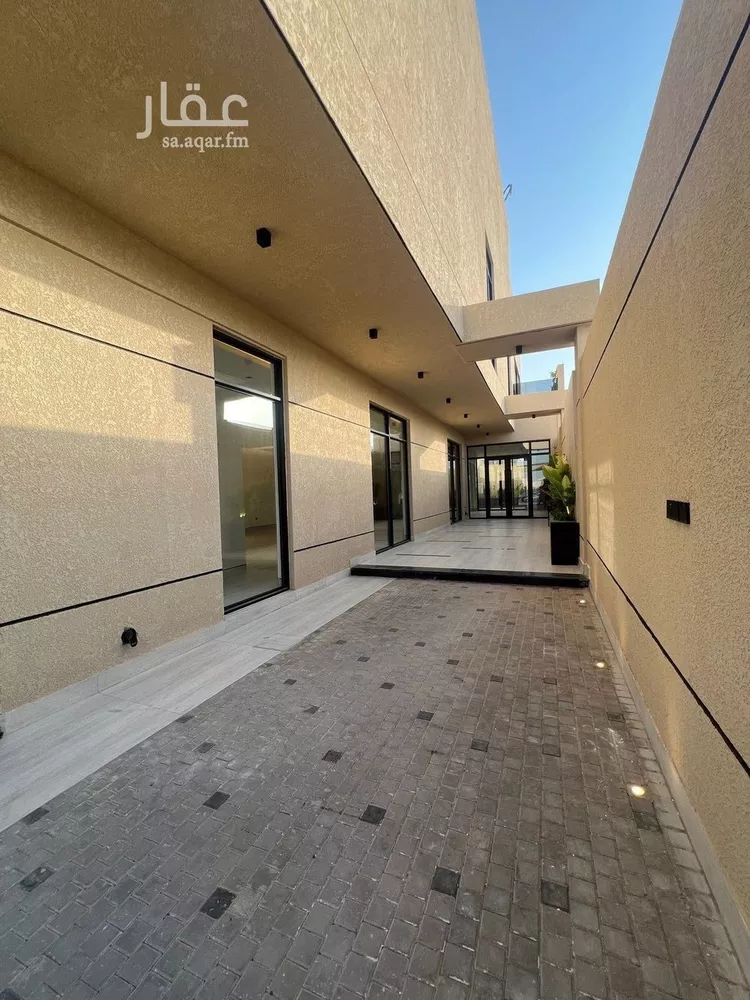 فيلا للبيع في شارع فؤاد محمد عمر توفيق, حي المهدية, مدينة الرياض, منطقة الرياض صورة 4