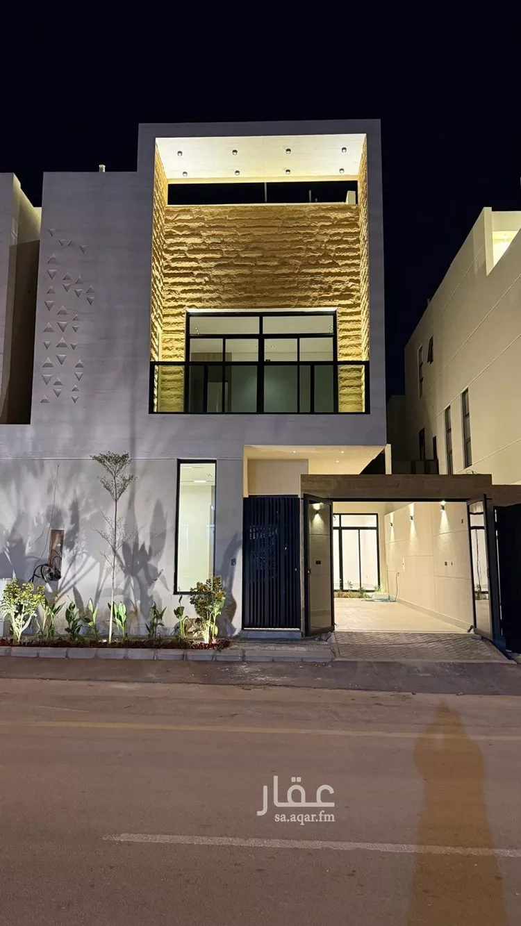 Villa for Sale in Riyadh Al Mahdiyah
