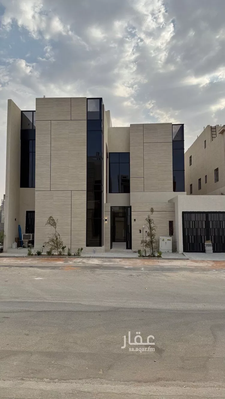 فيلا للبيع في شارع المهدية, حي المهدية, مدينة الرياض, منطقة الرياض صورة 3