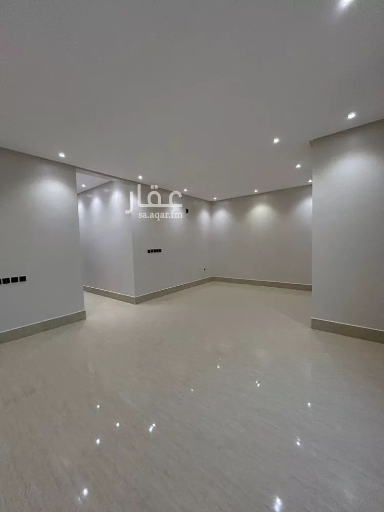 فيلا للبيع في شارع عبداللطيف بن المبارك, حي المهدية, مدينة الرياض, منطقة الرياض