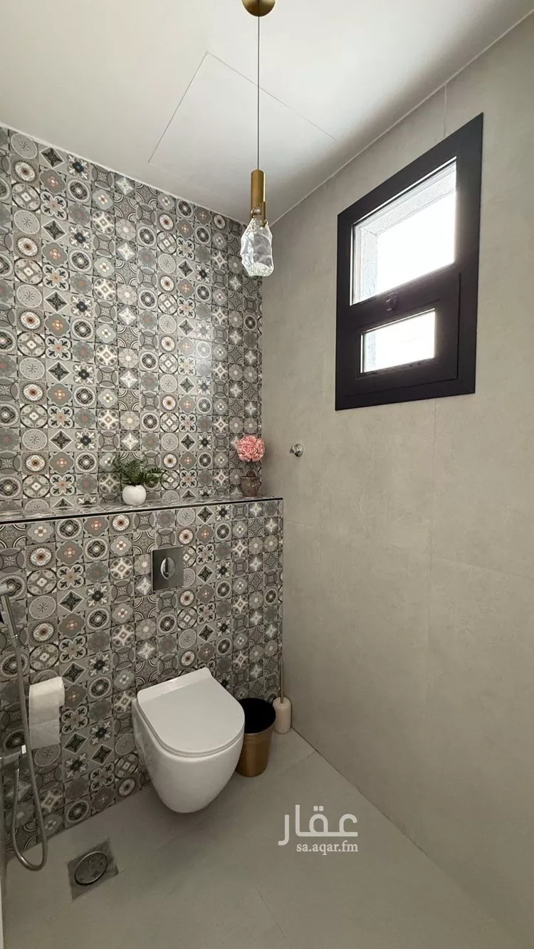 فيلا للبيع في شارع محمد بن أبي بكر القيم, حي المهدية, مدينة الرياض, منطقة الرياض صورة 4