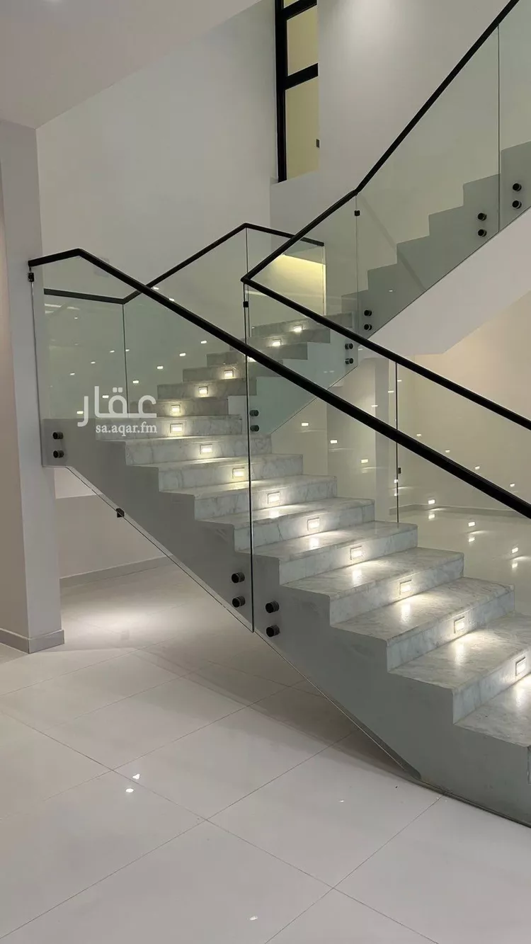 فيلا للبيع في شارع فؤاد محمد عمر توفيق, حي المهدية, مدينة الرياض, منطقة الرياض صورة 5