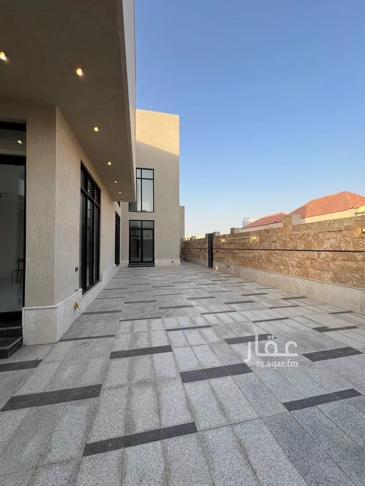 فيلا للبيع في شارع أبي زرعة الهمذاني, حي المهدية, مدينة الرياض, منطقة الرياض صورة 5