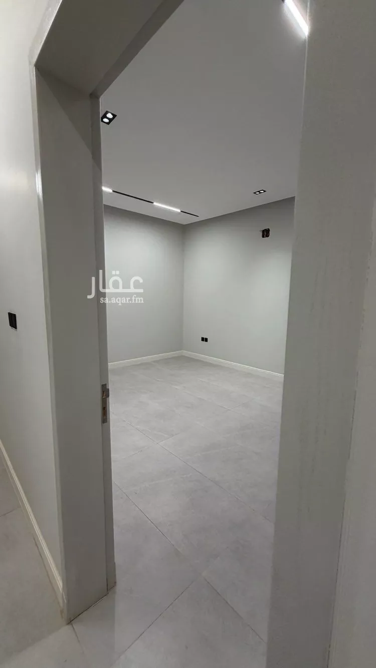 Villa for Sale in Riyadh Al Mahdiyah 11