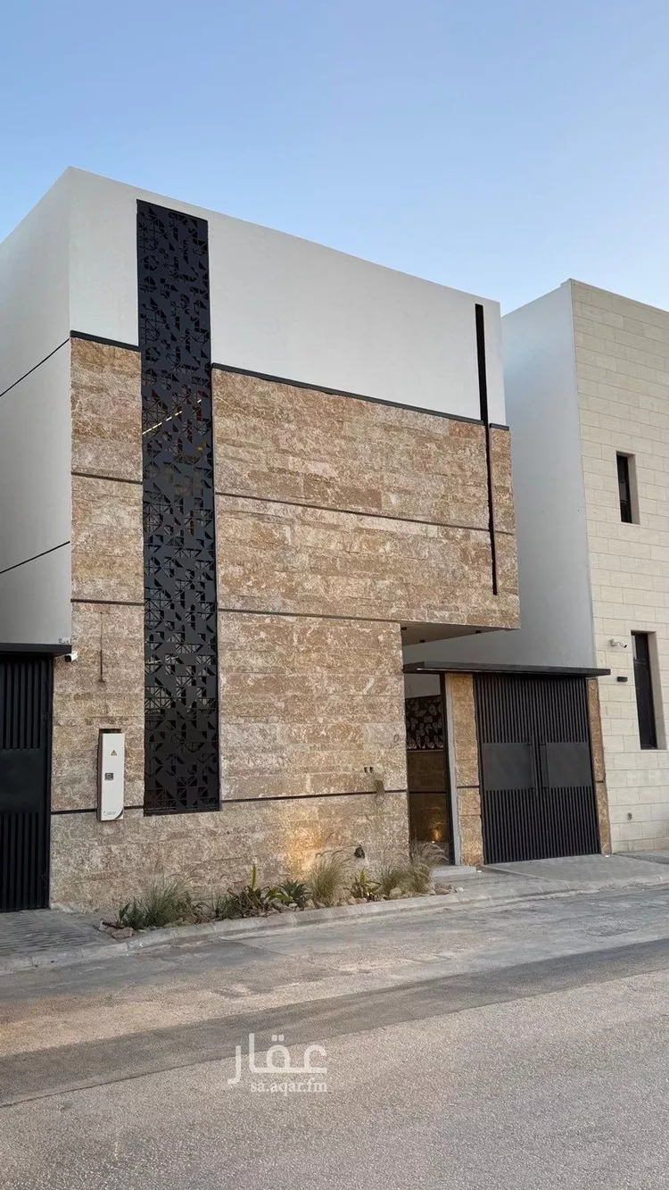 فيلا للبيع في شارع إسماعيل بن حماد, حي المهدية, مدينة الرياض, منطقة الرياض صورة 2