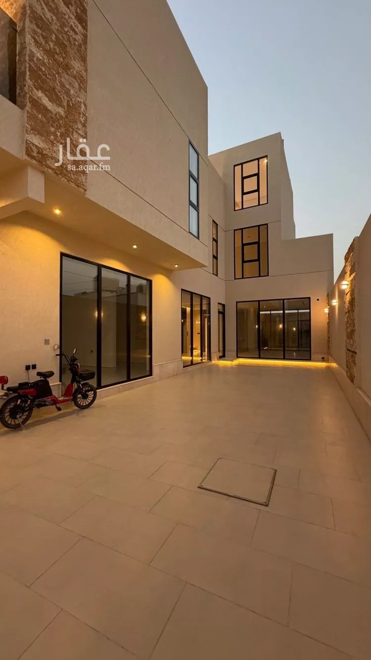 فيلا للبيع في شارع أبي زرعة الهمذاني, حي المهدية, مدينة الرياض, منطقة الرياض صورة 4