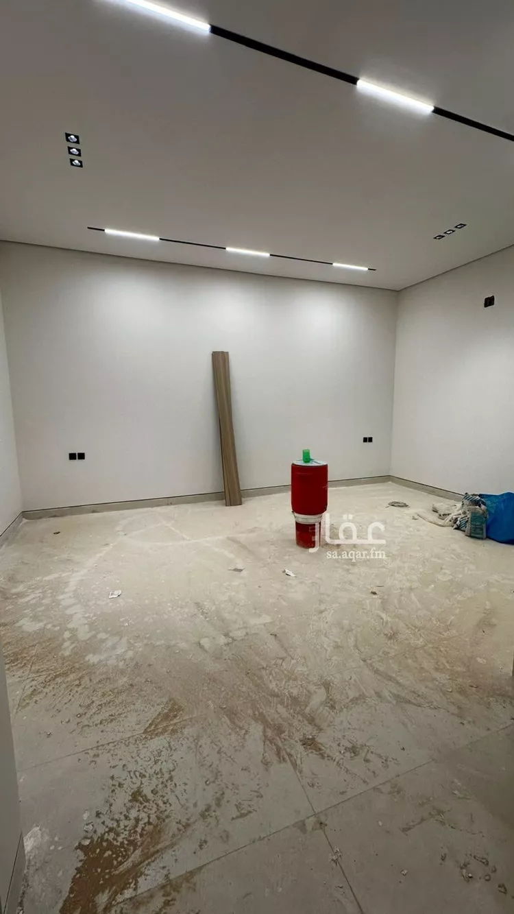 Floor for Sale in Riyadh Al Janadriyah صورة 4
