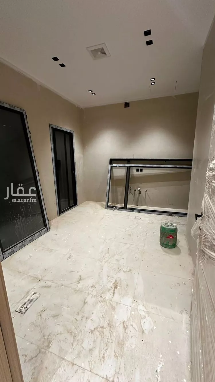 دور للبيع في شارع الجنادرية, حي الجنادرية, مدينة الرياض, منطقة الرياض 12