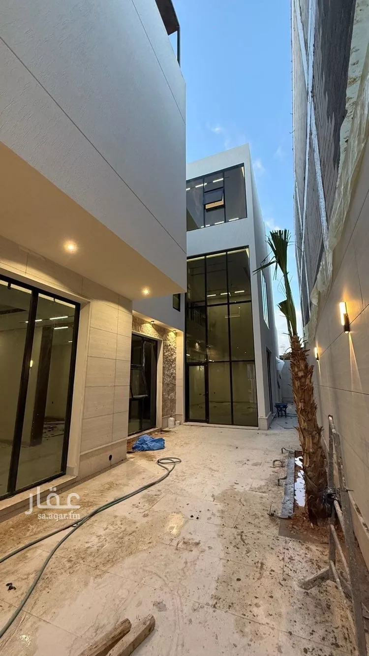 فيلا للبيع في شارع إبراهيم بن محمد الزمزمي, حي المهدية, مدينة الرياض, منطقة الرياض صورة 5