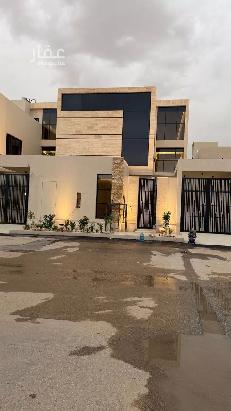 فيلا للبيع في شارع الكمال بن طلحة, حي المهدية, مدينة الرياض, منطقة الرياض صورة 3