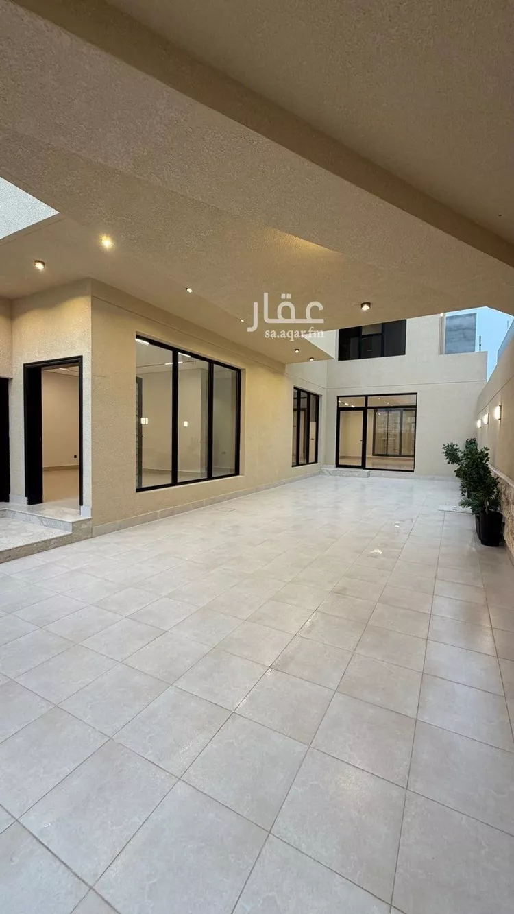 فيلا للبيع في شارع إسماعيل بن حماد, حي المهدية, مدينة الرياض, منطقة الرياض صورة 4