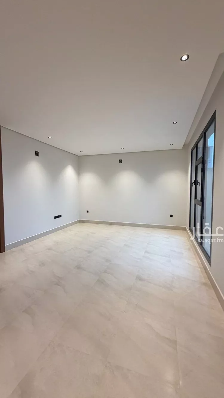 Villa for Sale in Riyadh Al Mahdiyah 15
