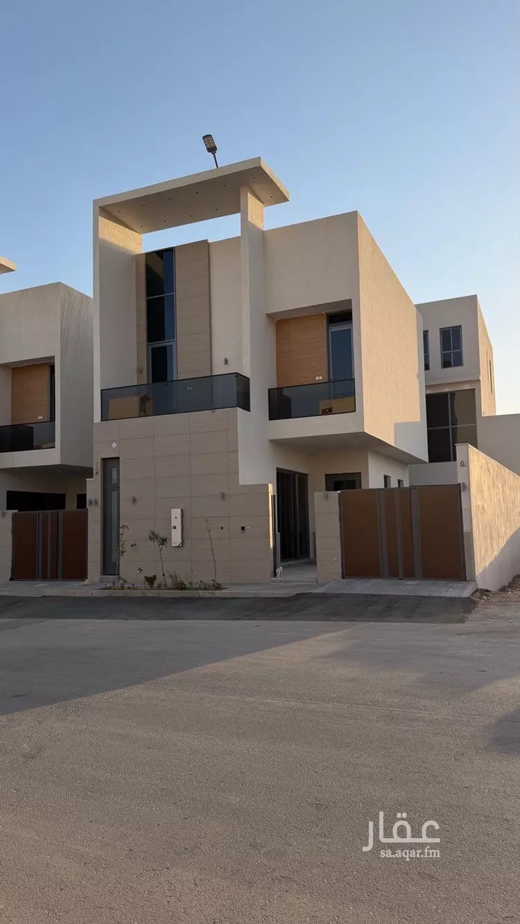 Villa for Sale in Riyadh Al Mahdiyah صورة 3
