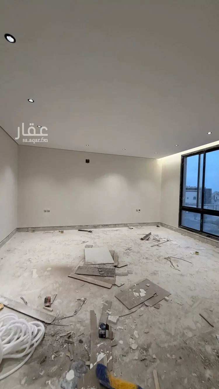 فيلا للبيع في شارع فؤاد محمد عمر توفيق, حي المهدية, مدينة الرياض, منطقة الرياض 18