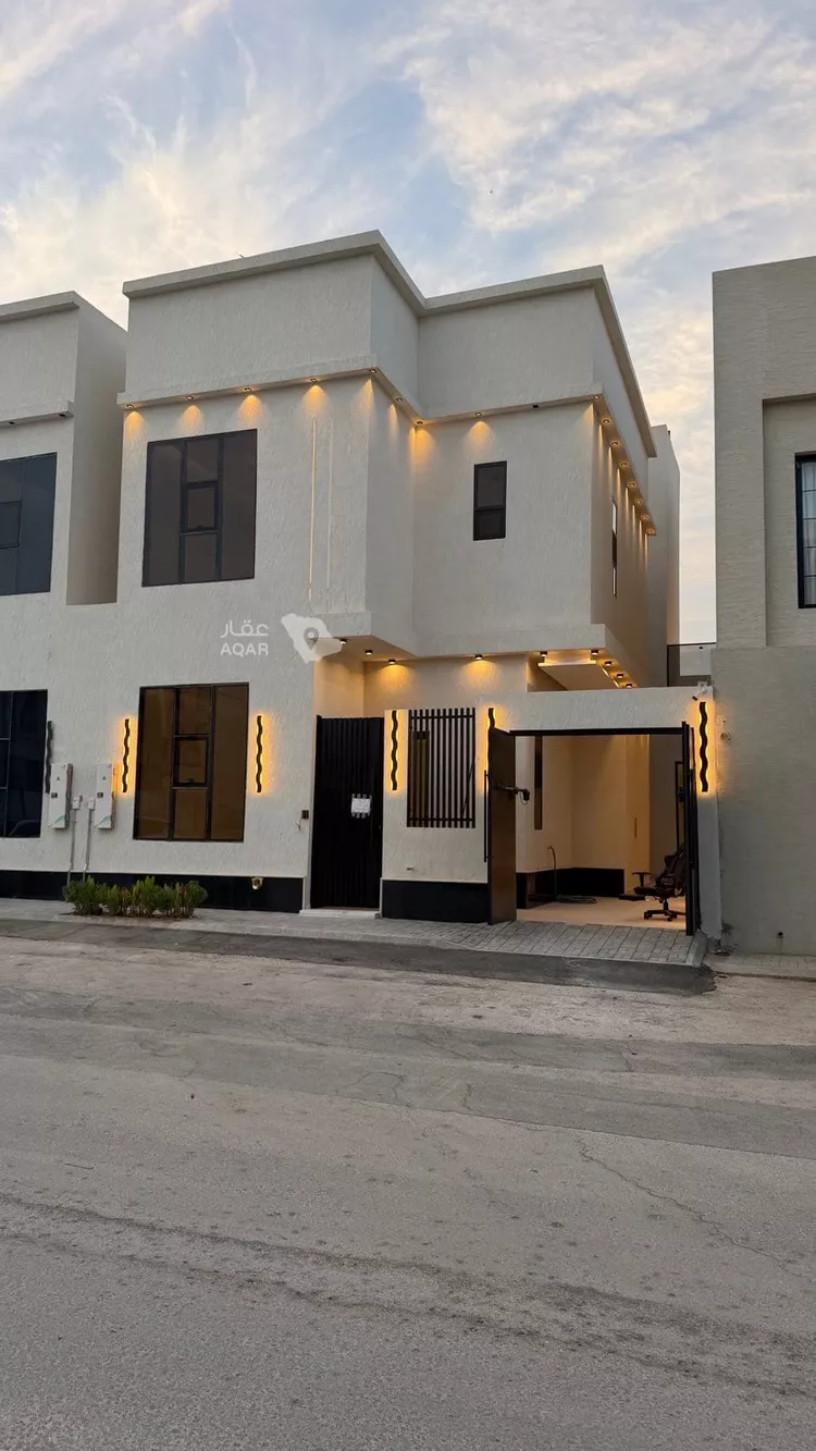 Villa for Sale in Riyadh Al Mahdiyah