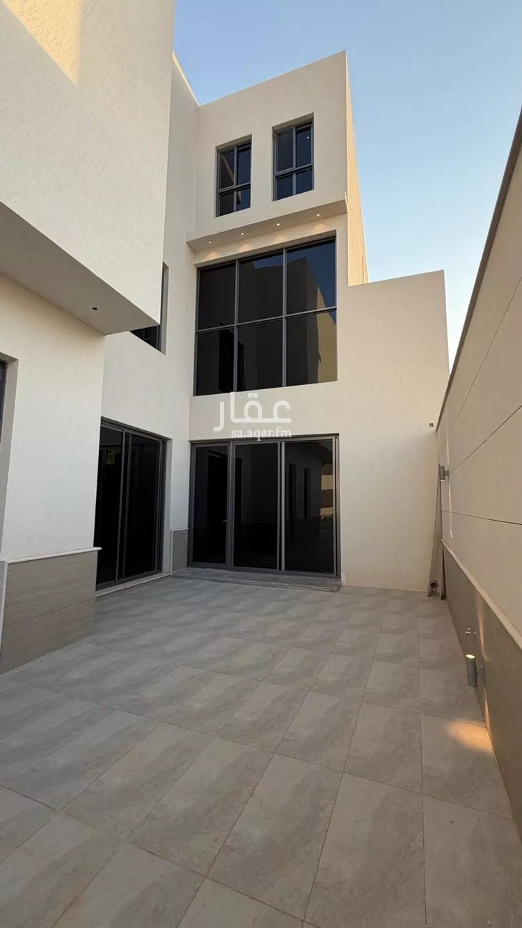 Villa for Sale in Riyadh Al Mahdiyah صورة 5