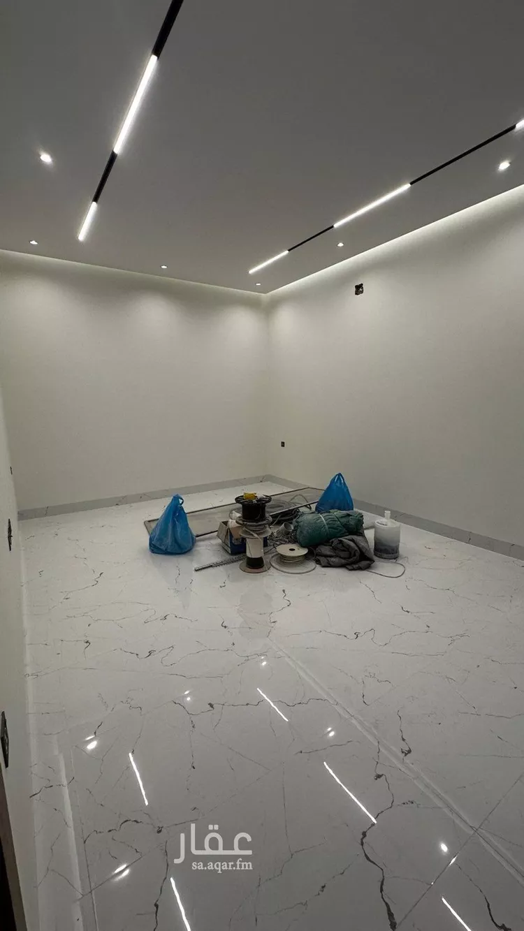 فيلا للبيع في شارع إبراهيم بن محمد الزمزمي, حي المهدية, مدينة الرياض, منطقة الرياض صورة 5