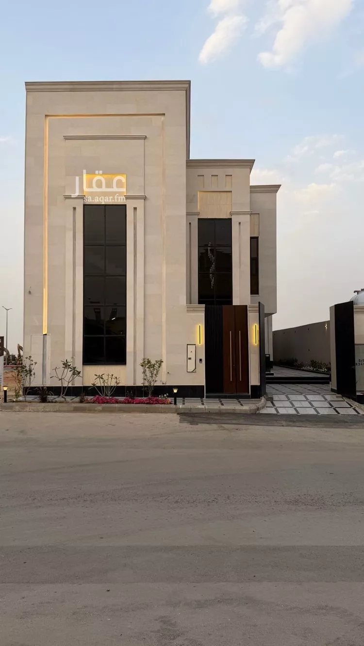 فيلا للبيع في شارع الكمال بن طلحة, حي المهدية, مدينة الرياض, منطقة الرياض صورة 2