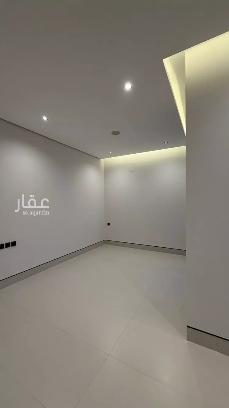 فيلا للبيع في شارع أبي زرعة الهمذاني, حي المهدية, مدينة الرياض, منطقة الرياض 17