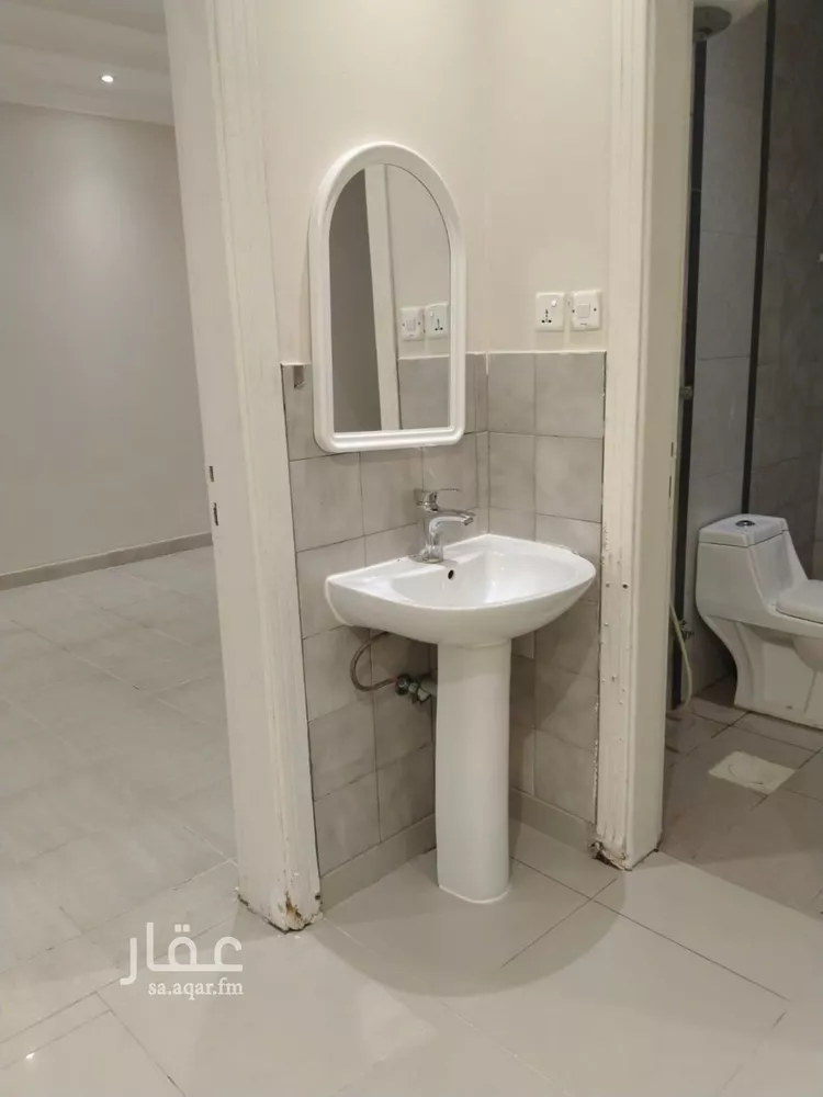 شقة للإيجار في شارع أرطأة بن كعب, حي العقيق, مدينة الرياض, منطقة الرياض 13