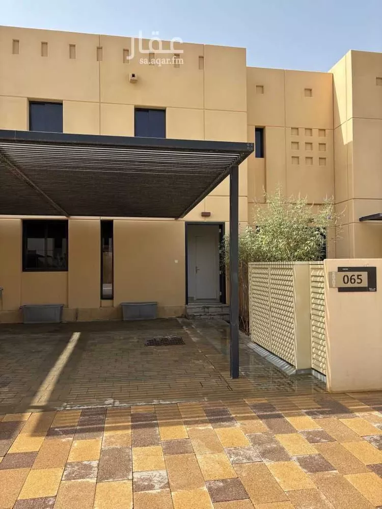 فيلا للإيجار في شارع رقم 1046, حي سدرة, مدينة الرياض, منطقة الرياض