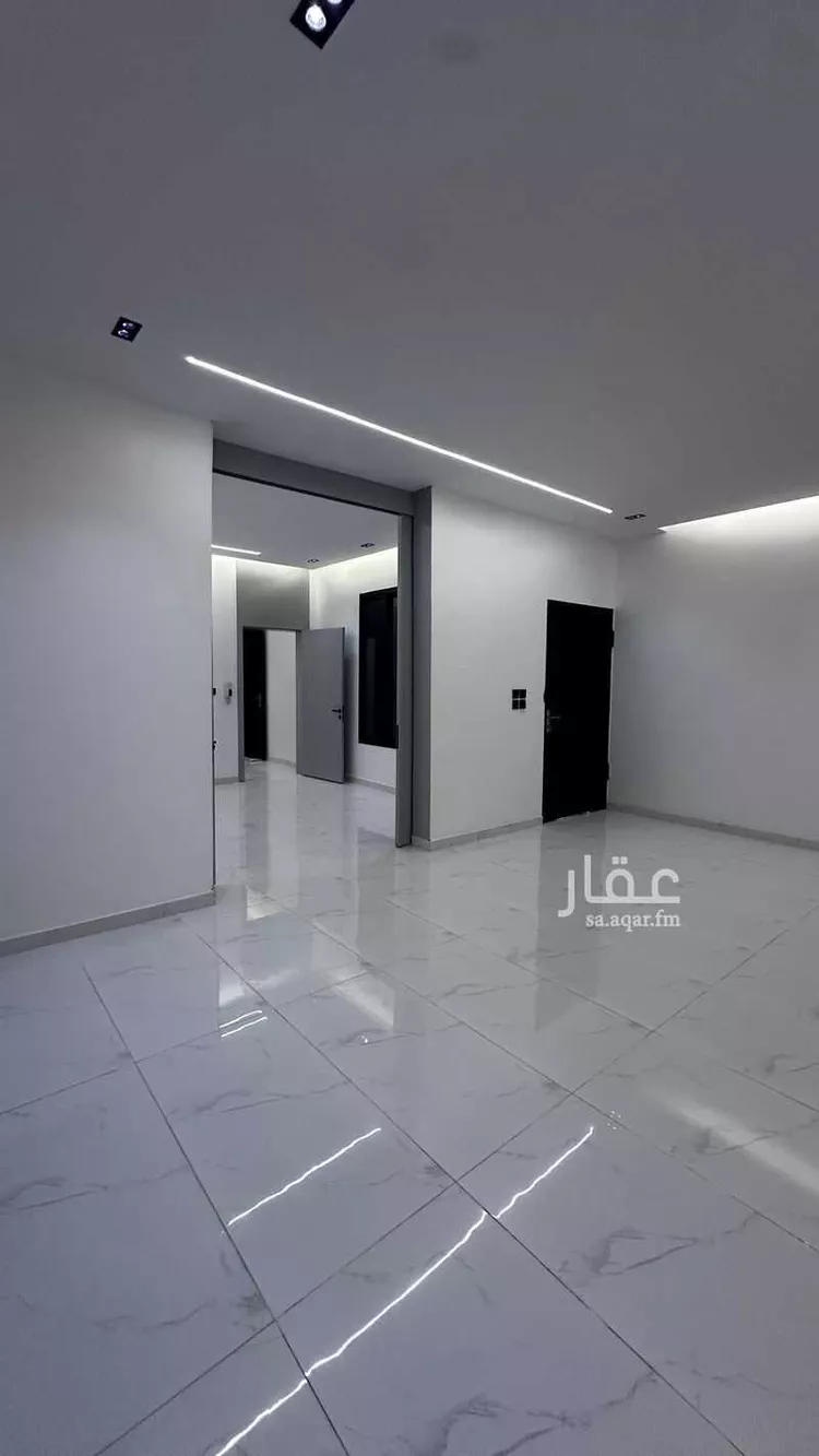 دور للبيع في شارع الضياء, حي الجنادرية, مدينة الرياض, منطقة الرياض صورة 2