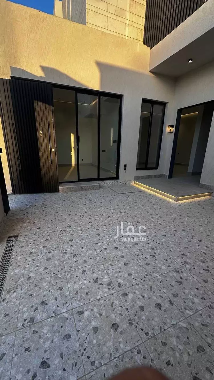 دور للبيع في شارع الضياء, حي الجنادرية, مدينة الرياض, منطقة الرياض