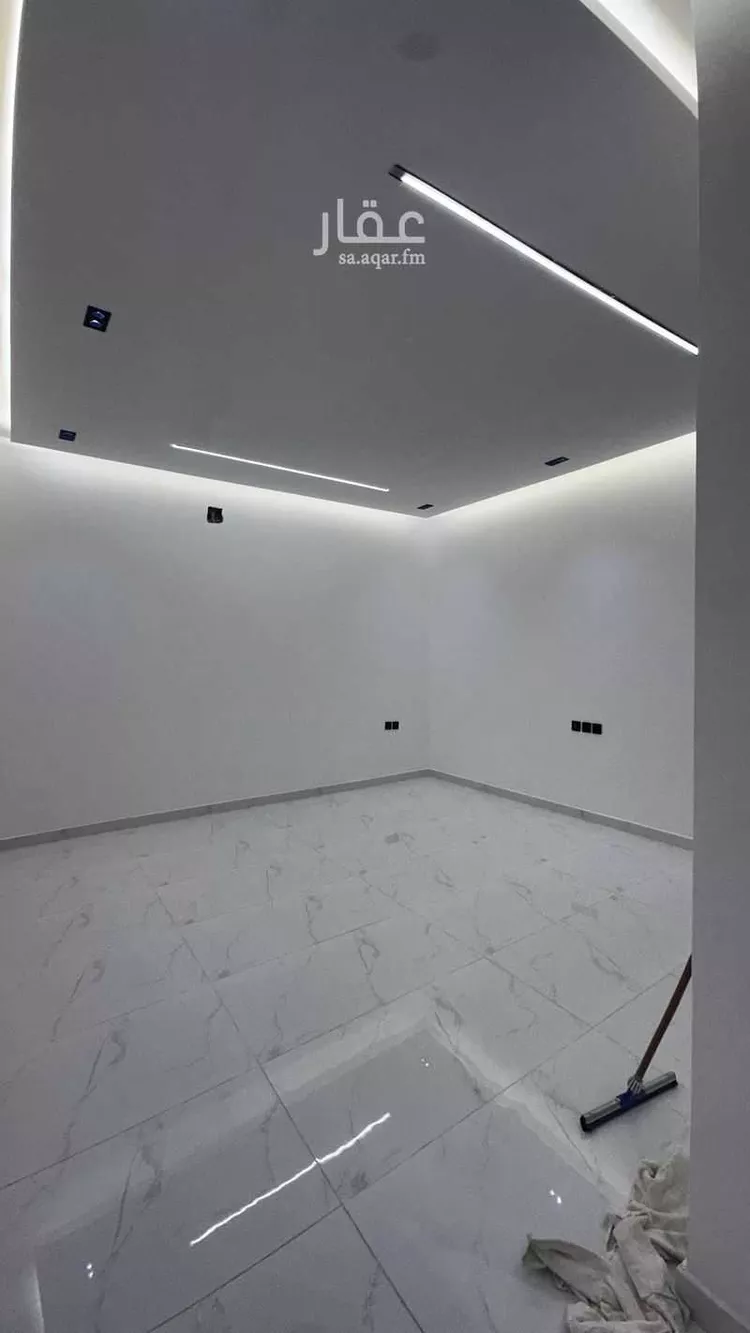 دور للبيع في شارع الضياء, حي الجنادرية, مدينة الرياض, منطقة الرياض صورة 3