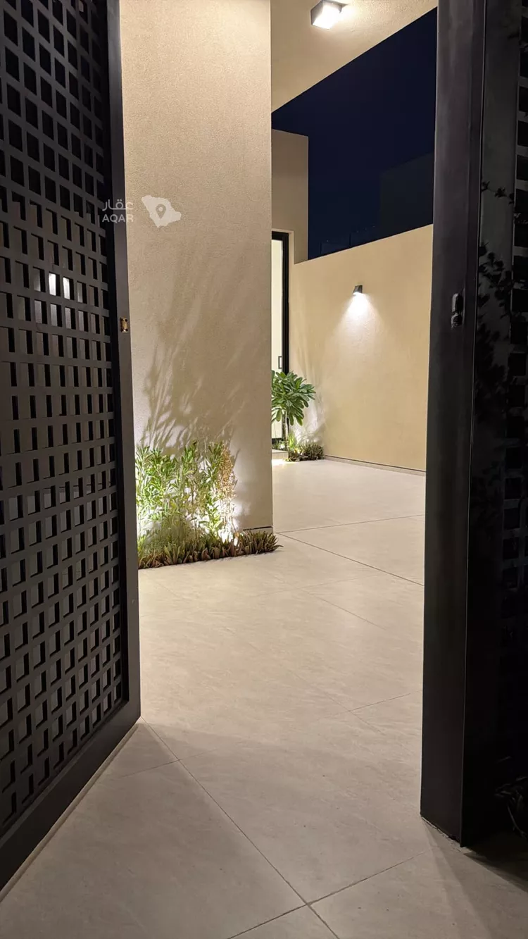 فيلا للبيع في شارع رقم 526, حي الملقا, مدينة الرياض, منطقة الرياض 5