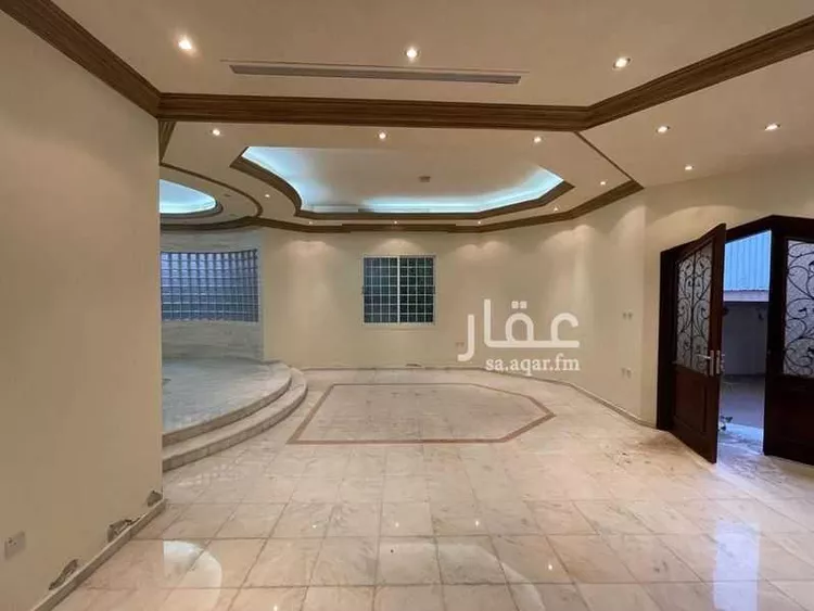 فيلا للإيجار في شارع عبدالعزيز ابن رفيع ، حي الشاطئ ، جدة ، جدة صورة 4