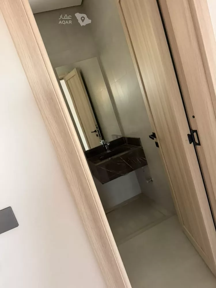 شقة للبيع في شارع عمير بن سنان بن عرفطة, حي المهدية, مدينة الرياض, منطقة الرياض صورة 5